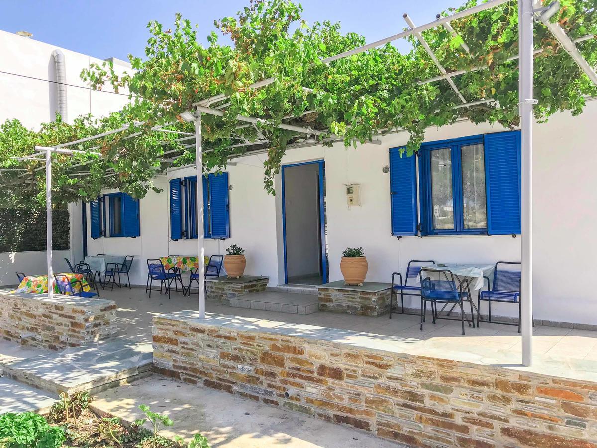 Katerina Beach Rooms Ándros Eksteriør billede