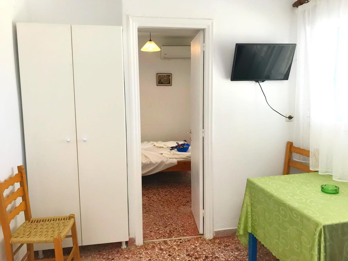 Katerina Beach Rooms Ándros Eksteriør billede