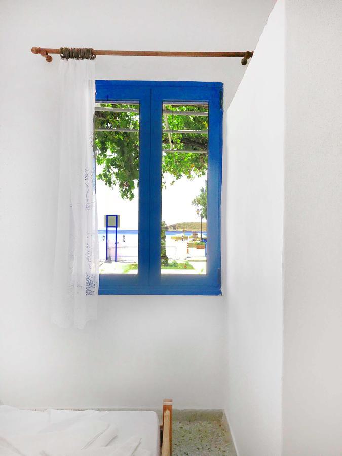 Katerina Beach Rooms Ándros Eksteriør billede