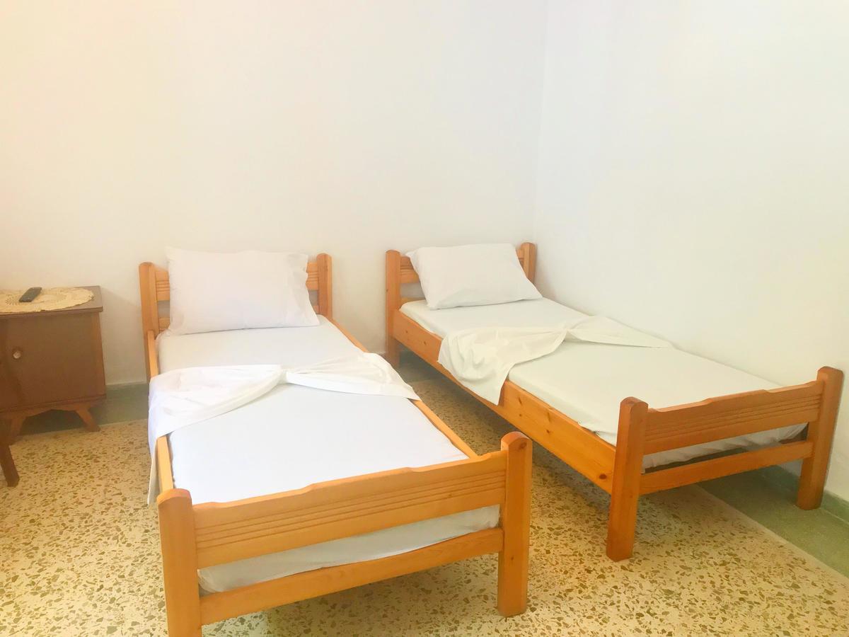 Katerina Beach Rooms Ándros Eksteriør billede